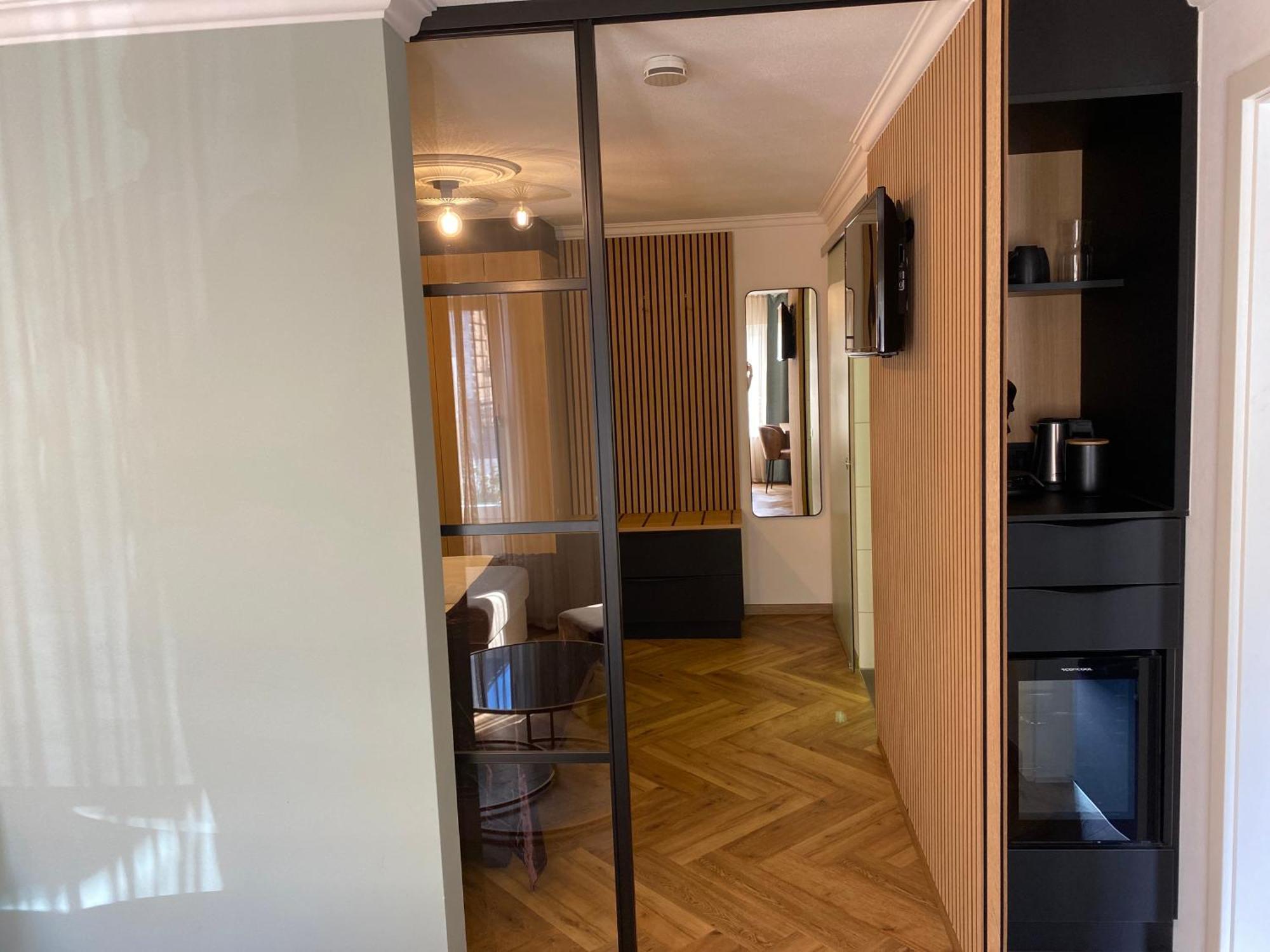 אמצל Boutique - Hotel Zum Schloss מראה חיצוני תמונה